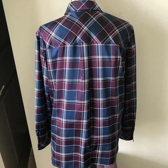 Blouse - Picture 2 of 2